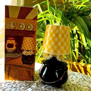 Avon Hearth Lamp Elusive cologne